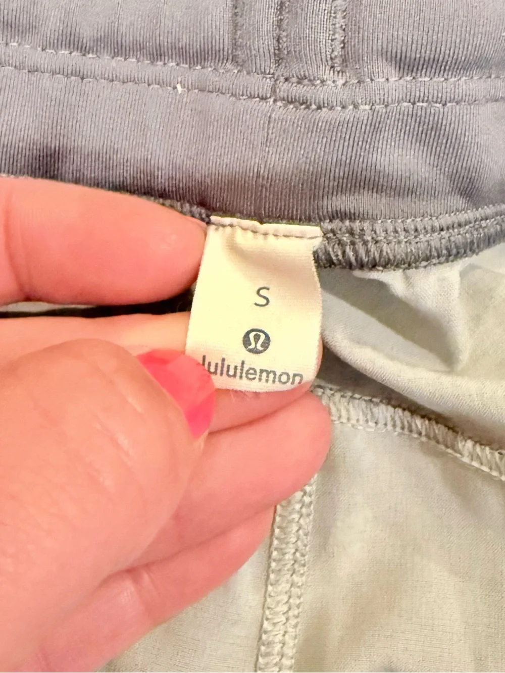 Lululemon Men’s Pace Breaker Lined Shorts Gray Heather Size Small EUC
